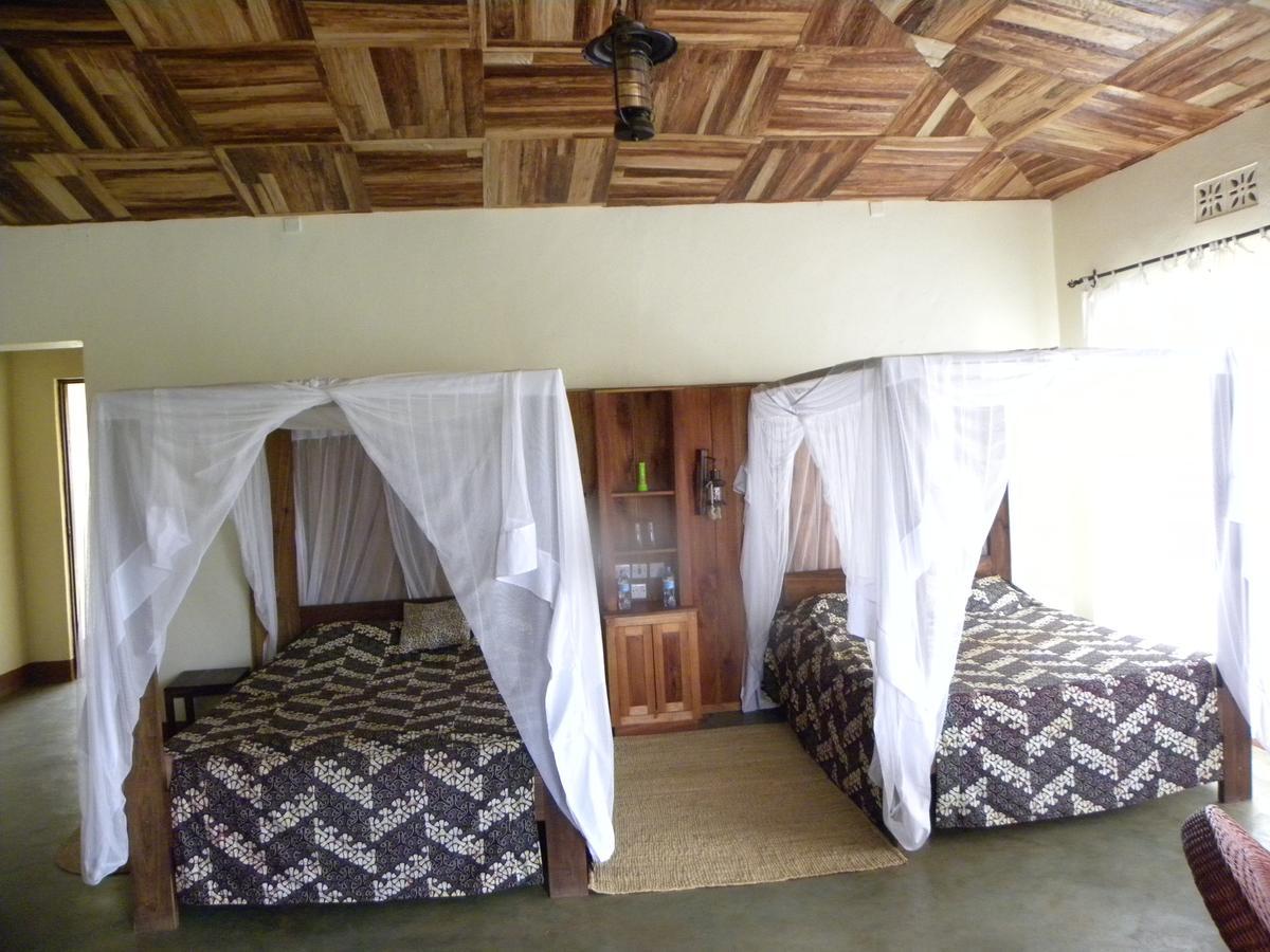 Olea Africana Lodge Карату Екстер'єр фото